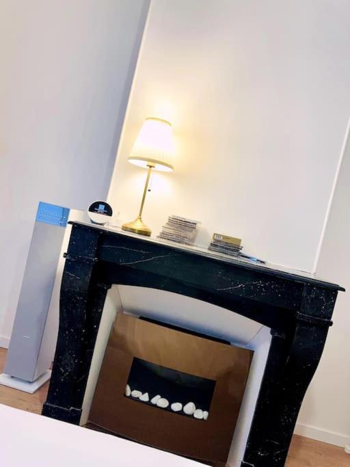 Appartamento Appt Renove Proche Montmartre Gare Du Nord Et Est Parigi Esterno foto
